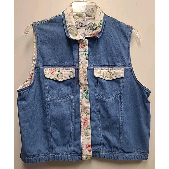 Koret City Blues Jackets & Blazers - Vtg Koret City Blues denim floral trim vest‎ Women's size M